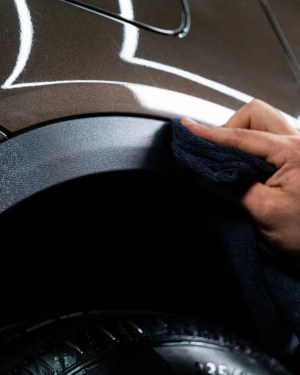 Гел за гуми Turtle Wax Wet N Black Tyre & Trim Gel 300ml