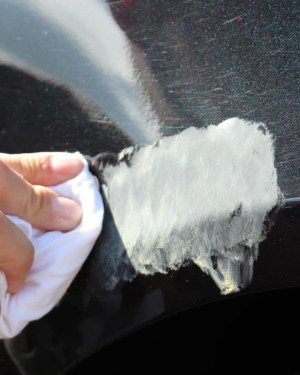 Turtle Wax Полираща паста Scratch Remover 100 ml